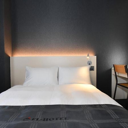Fl Hotel Dotonbori - Vacation Stay 69507V Οσάκα Εξωτερικό φωτογραφία